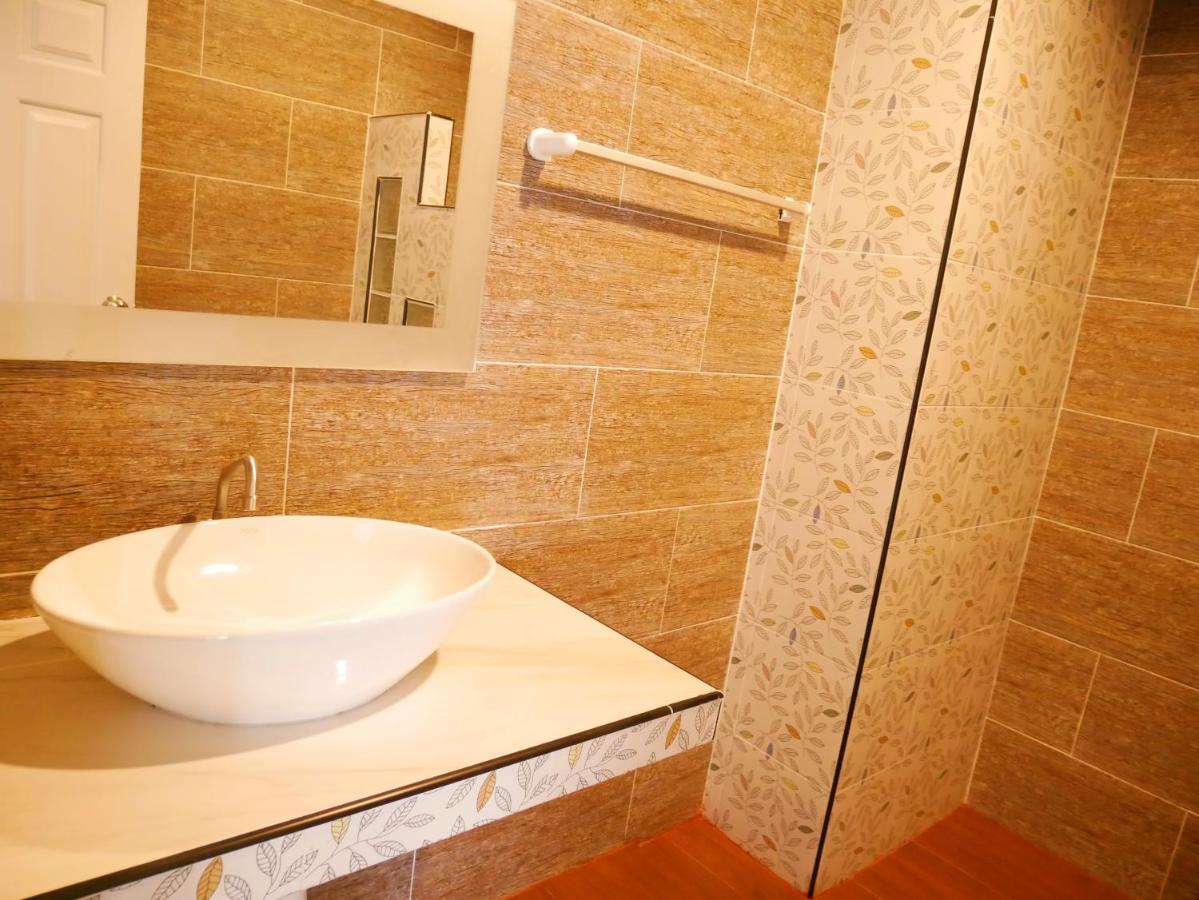 Sabaidee Mansion&Hotel Ko Lanta المظهر الخارجي الصورة